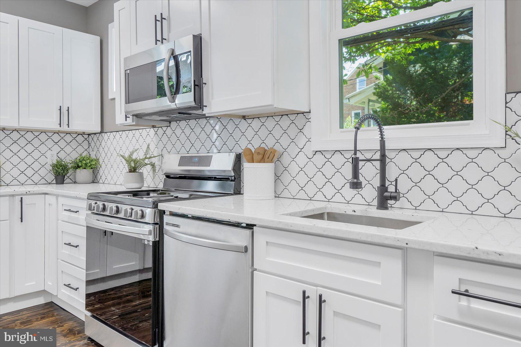 BELAIR-EDISON - Residential