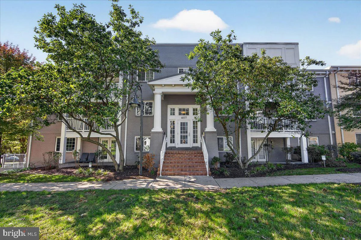 4077 S Four Mile Run Drive S Unit 401