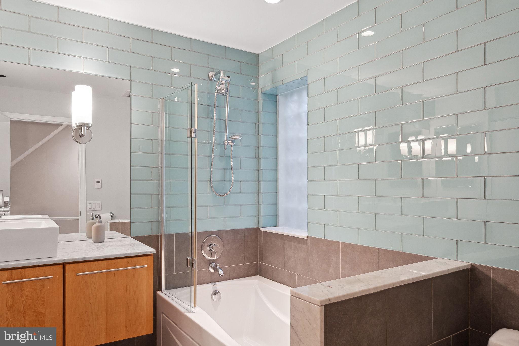 GRADUATE HOSPITAL - Residential