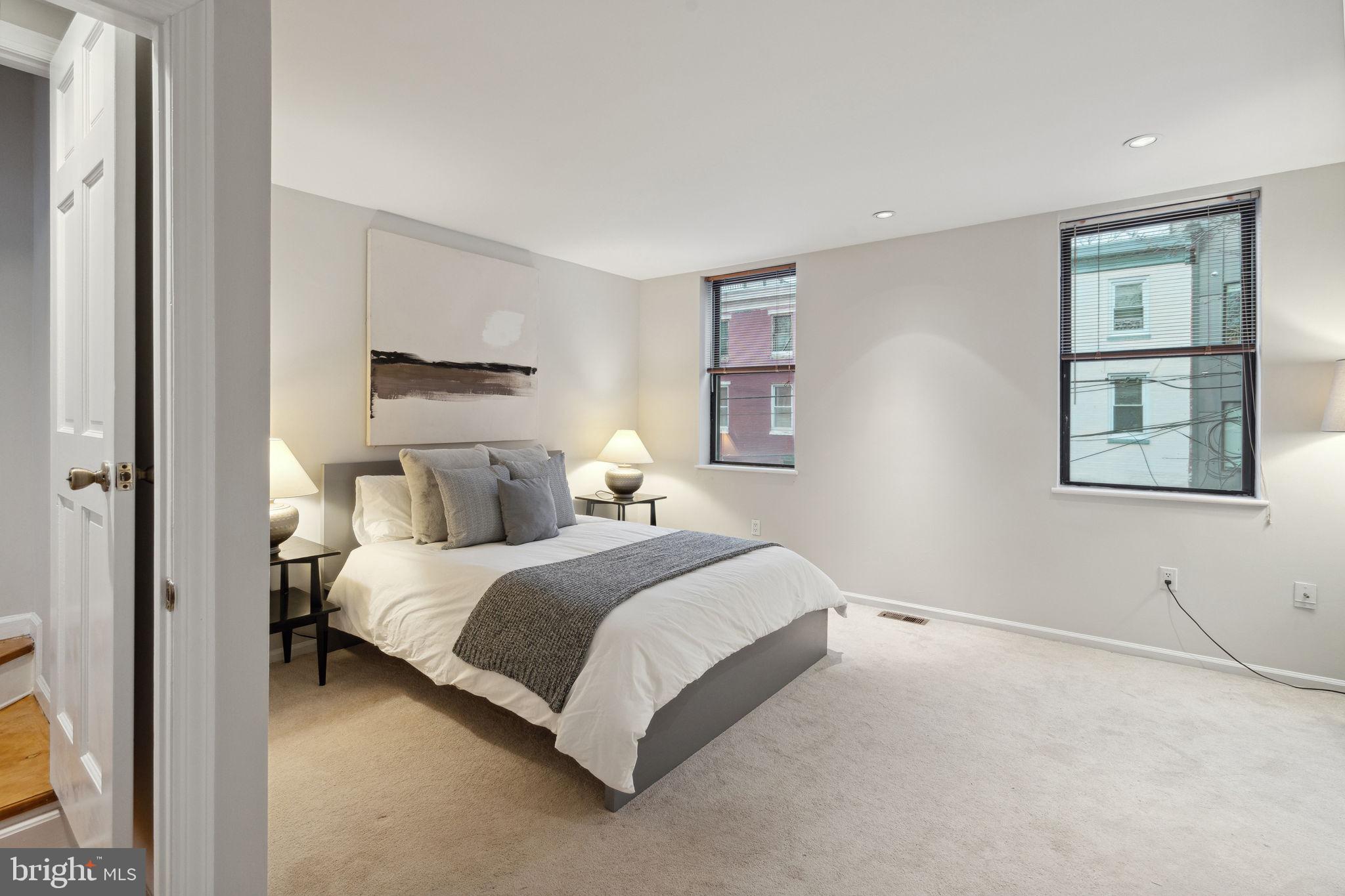 GRADUATE HOSPITAL - Residential