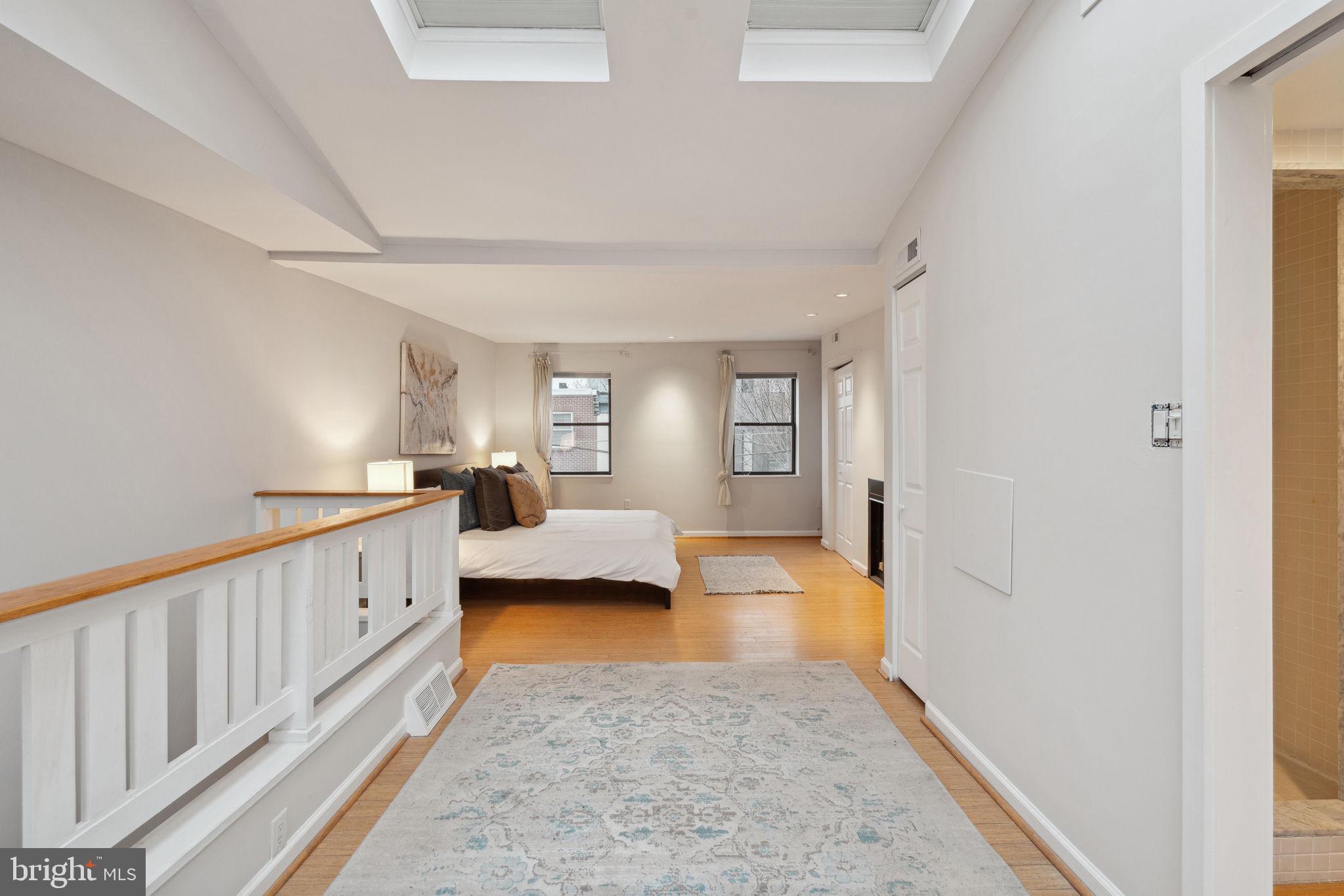 GRADUATE HOSPITAL - Residential