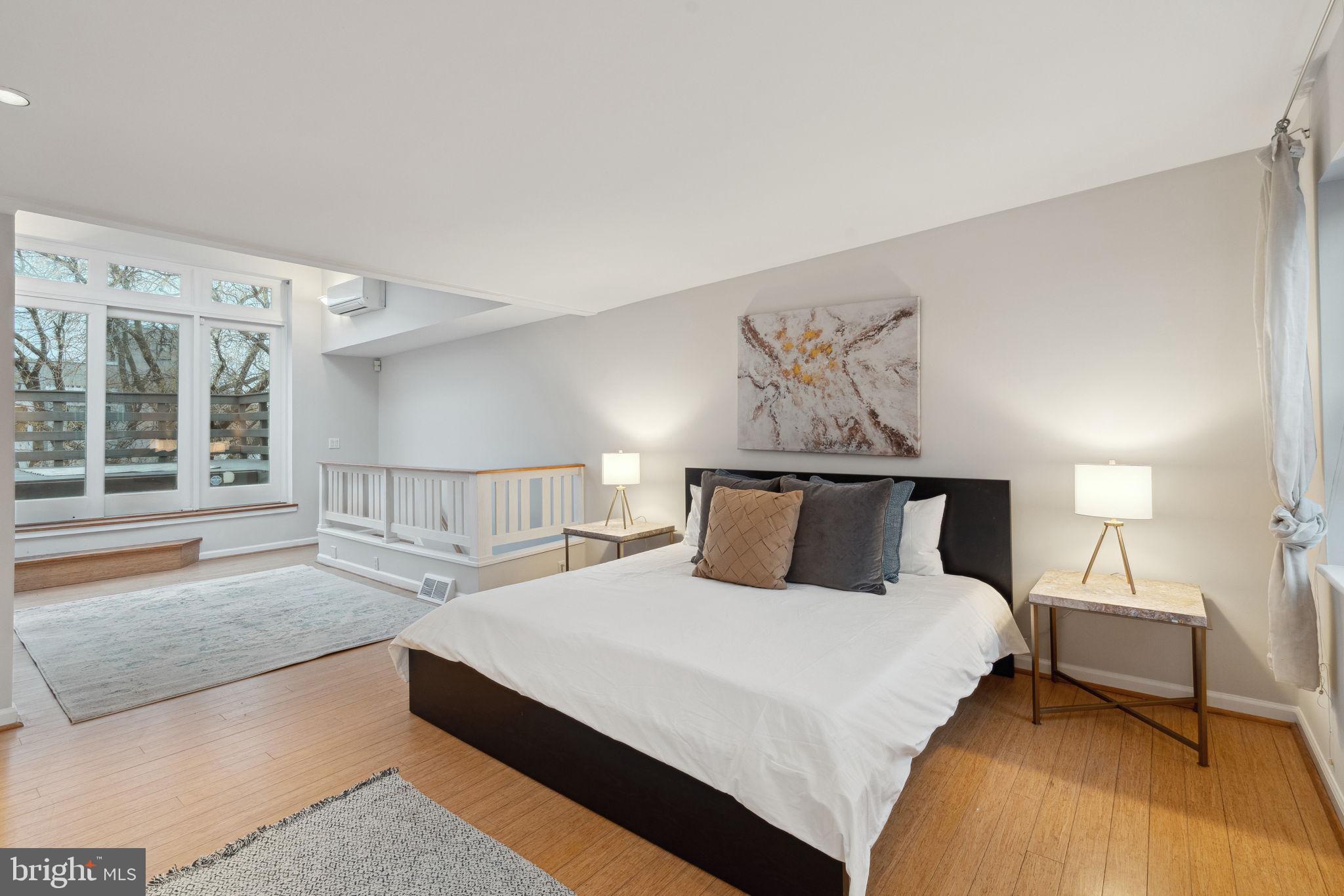 GRADUATE HOSPITAL - Residential