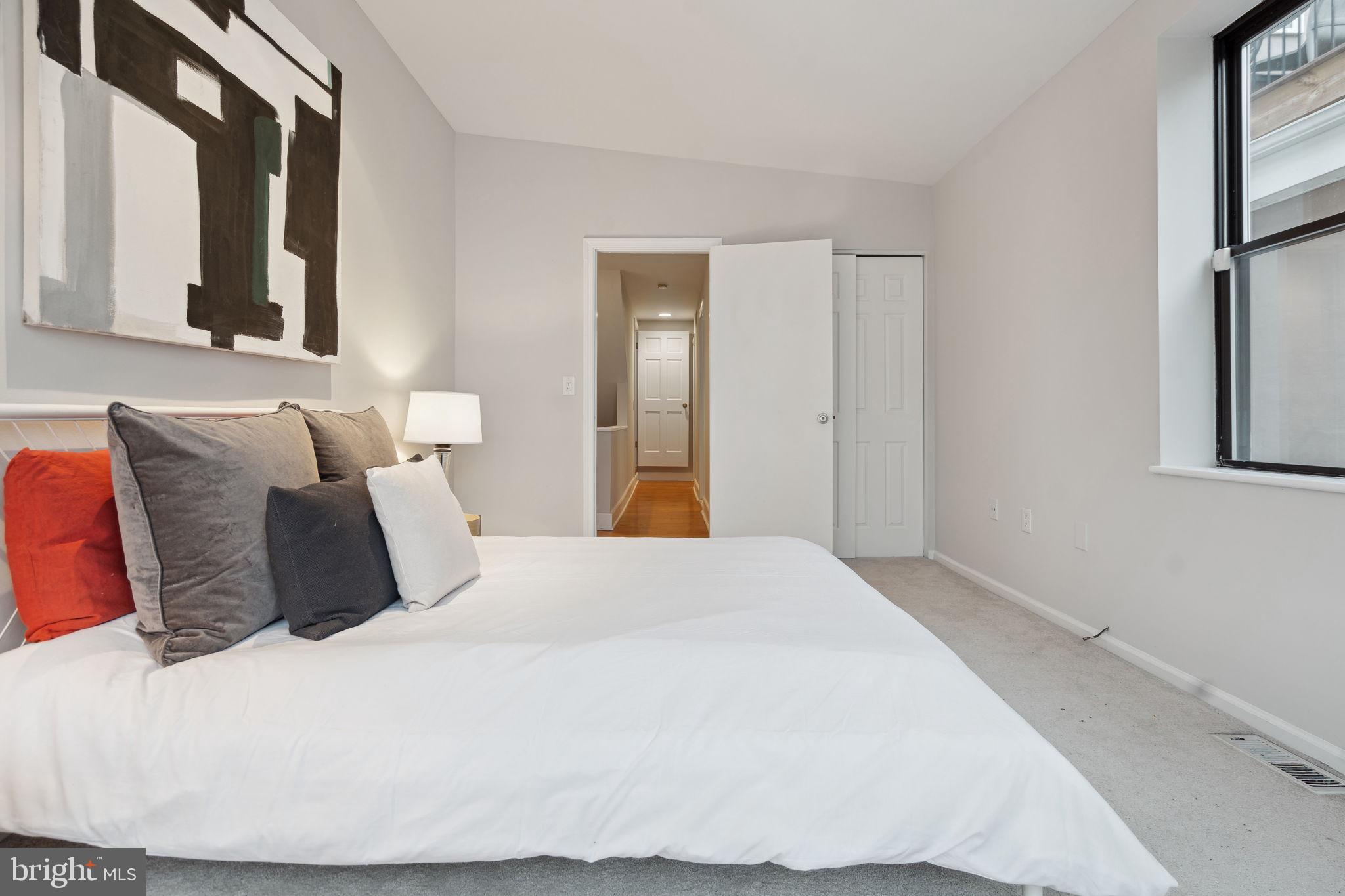 GRADUATE HOSPITAL - Residential