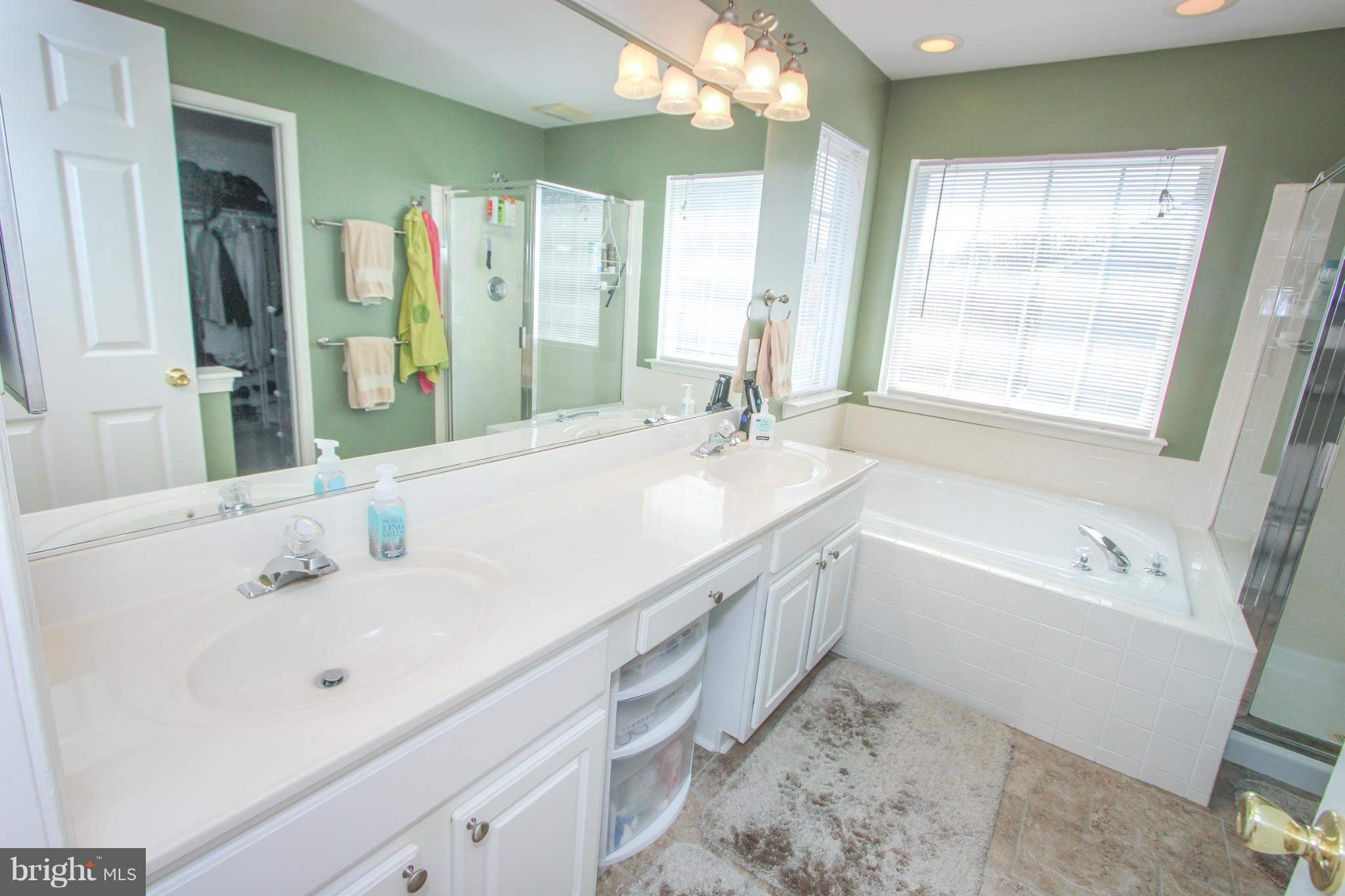 THE FOREST AT SOUTHRUN - Residential