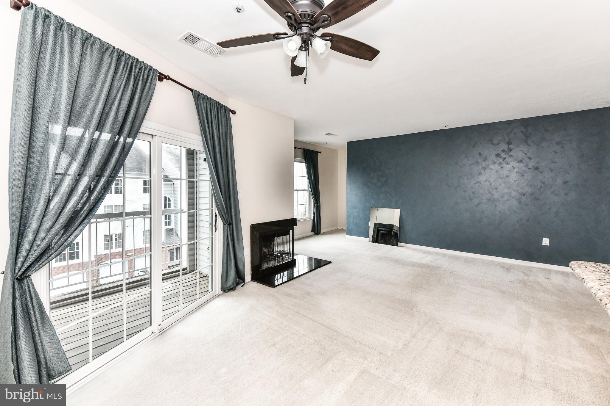 HILLWOOD - Residential Lease