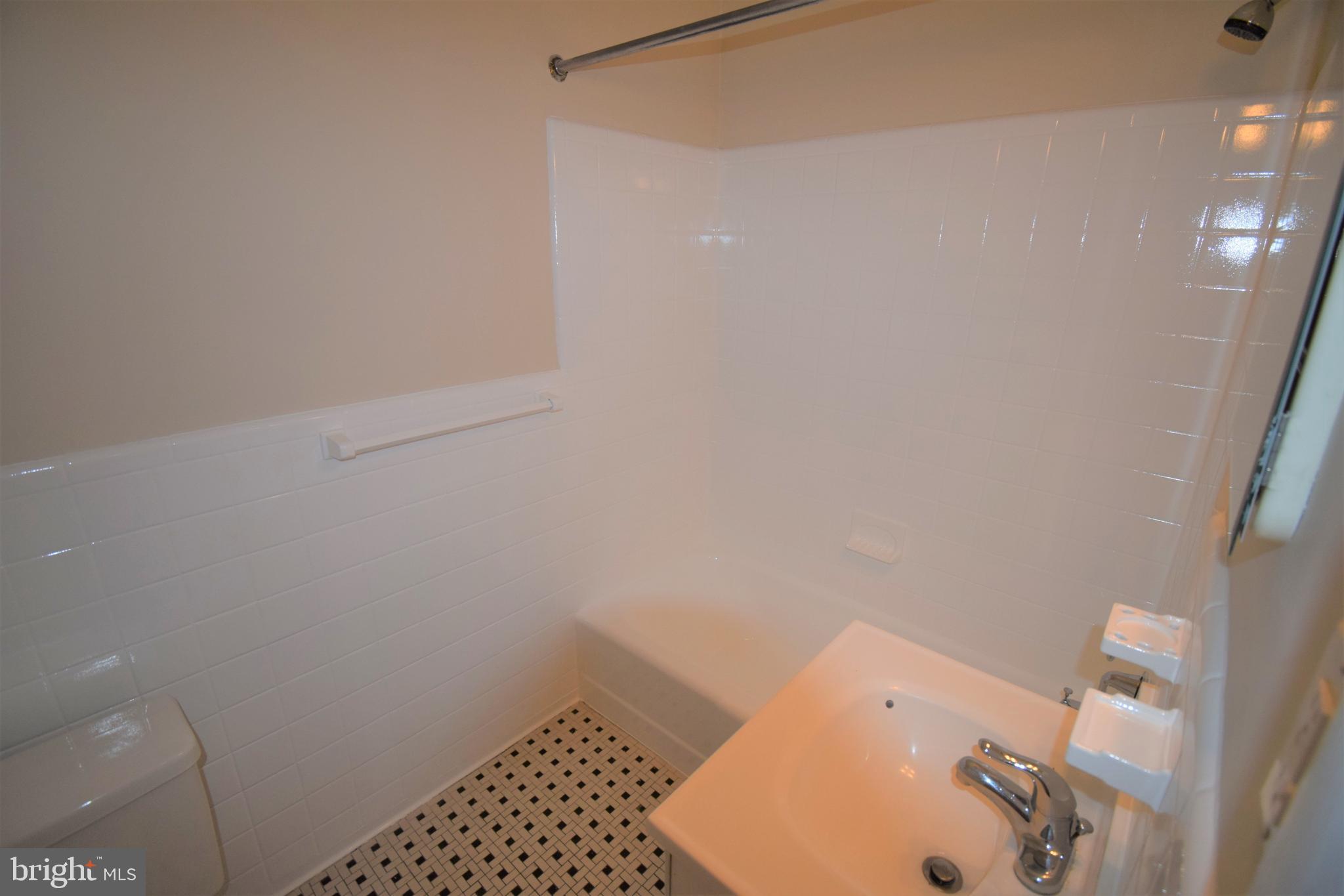 DUPONT CIRCLE - Residential Lease