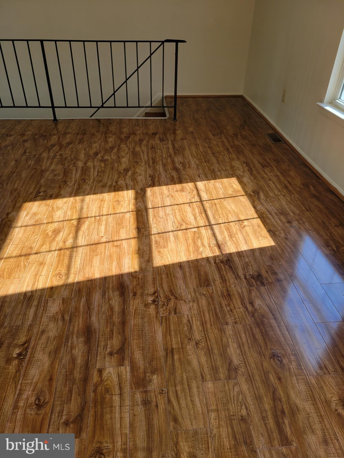 WESTPHALIA WOODS - Residential Lease