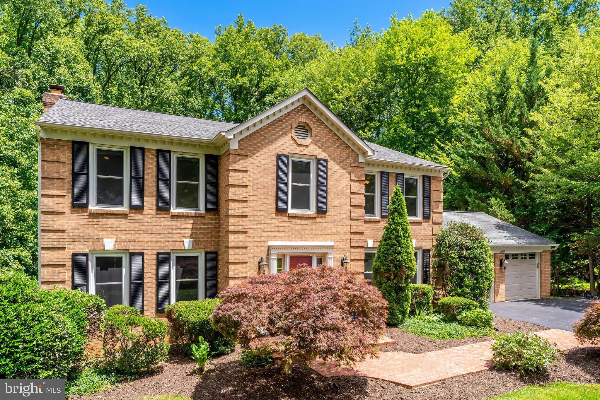11618 HOLLY BRIAR LANE