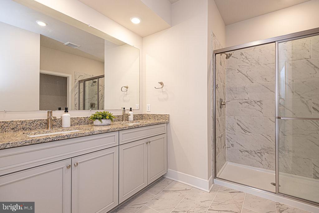 MILOS HAVEN - Residential