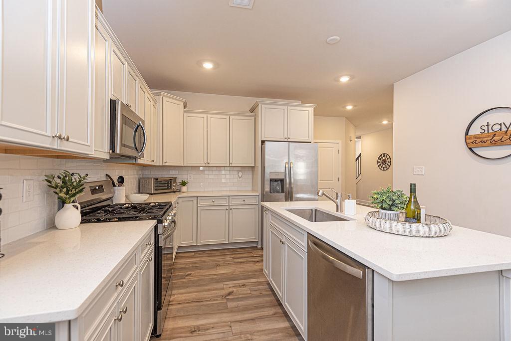 MILOS HAVEN - Residential