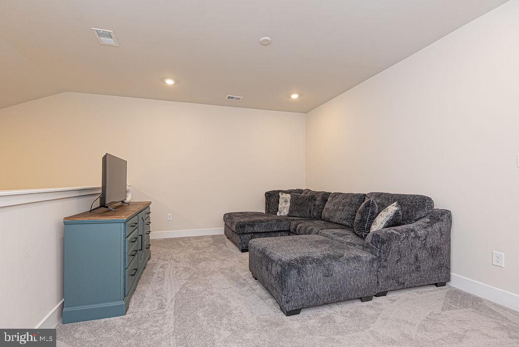 MILOS HAVEN - Residential