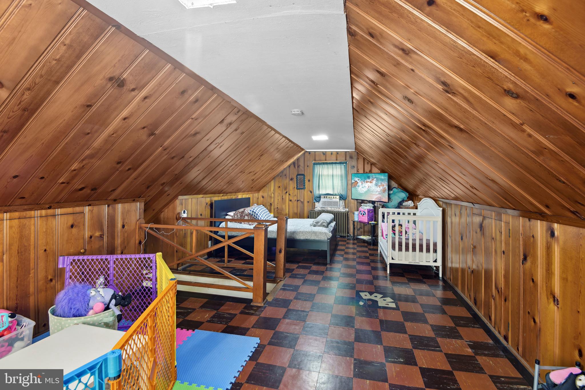 RIVERDALE PARK - Residential