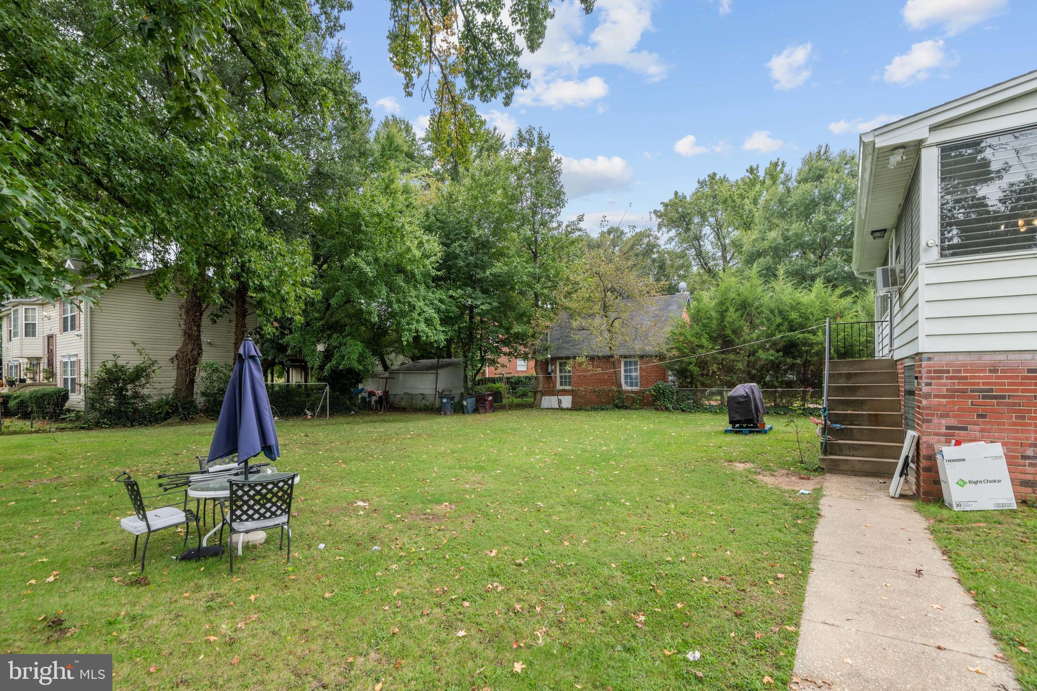 RIVERDALE PARK - Residential