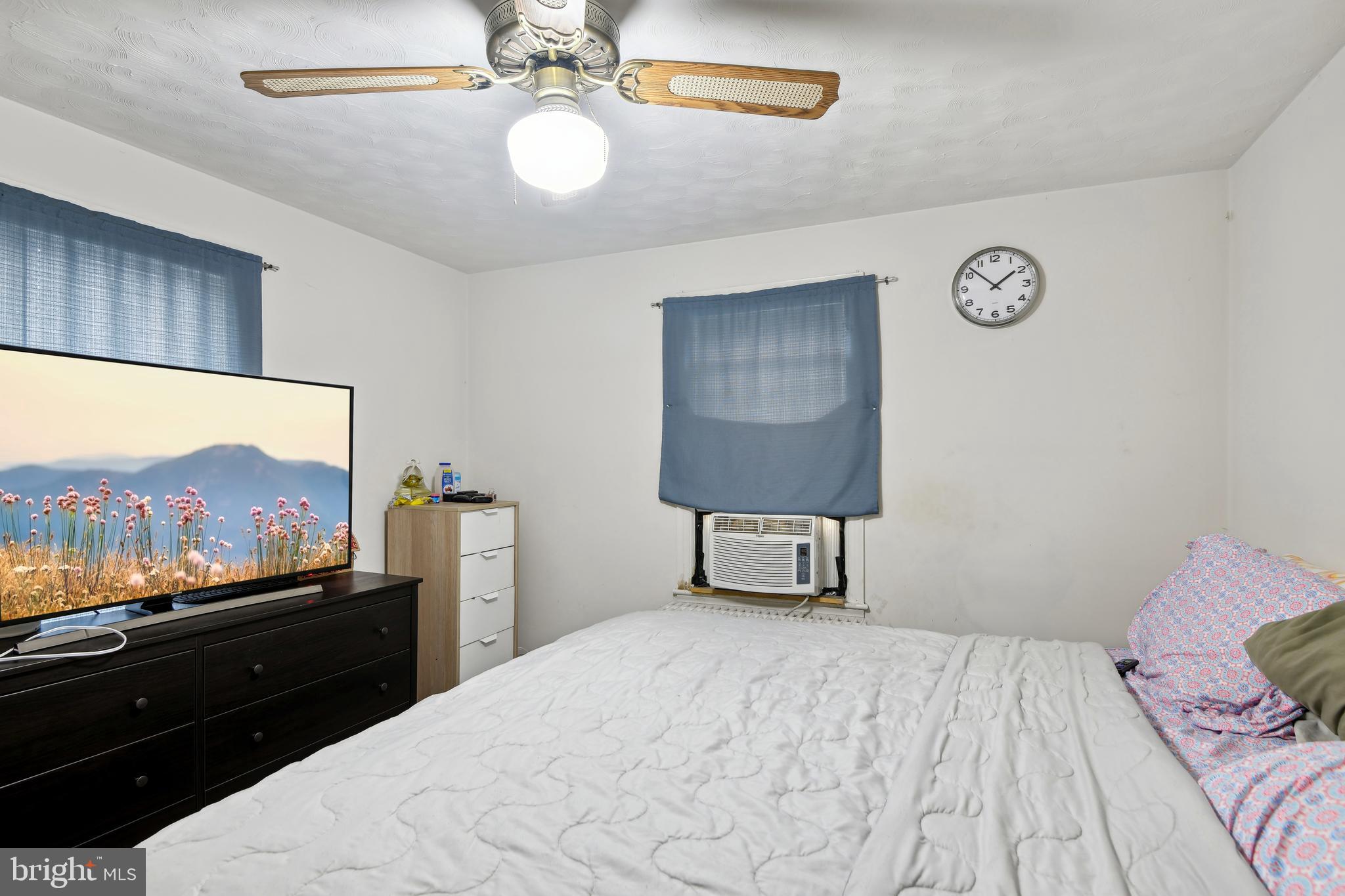 RIVERDALE PARK - Residential