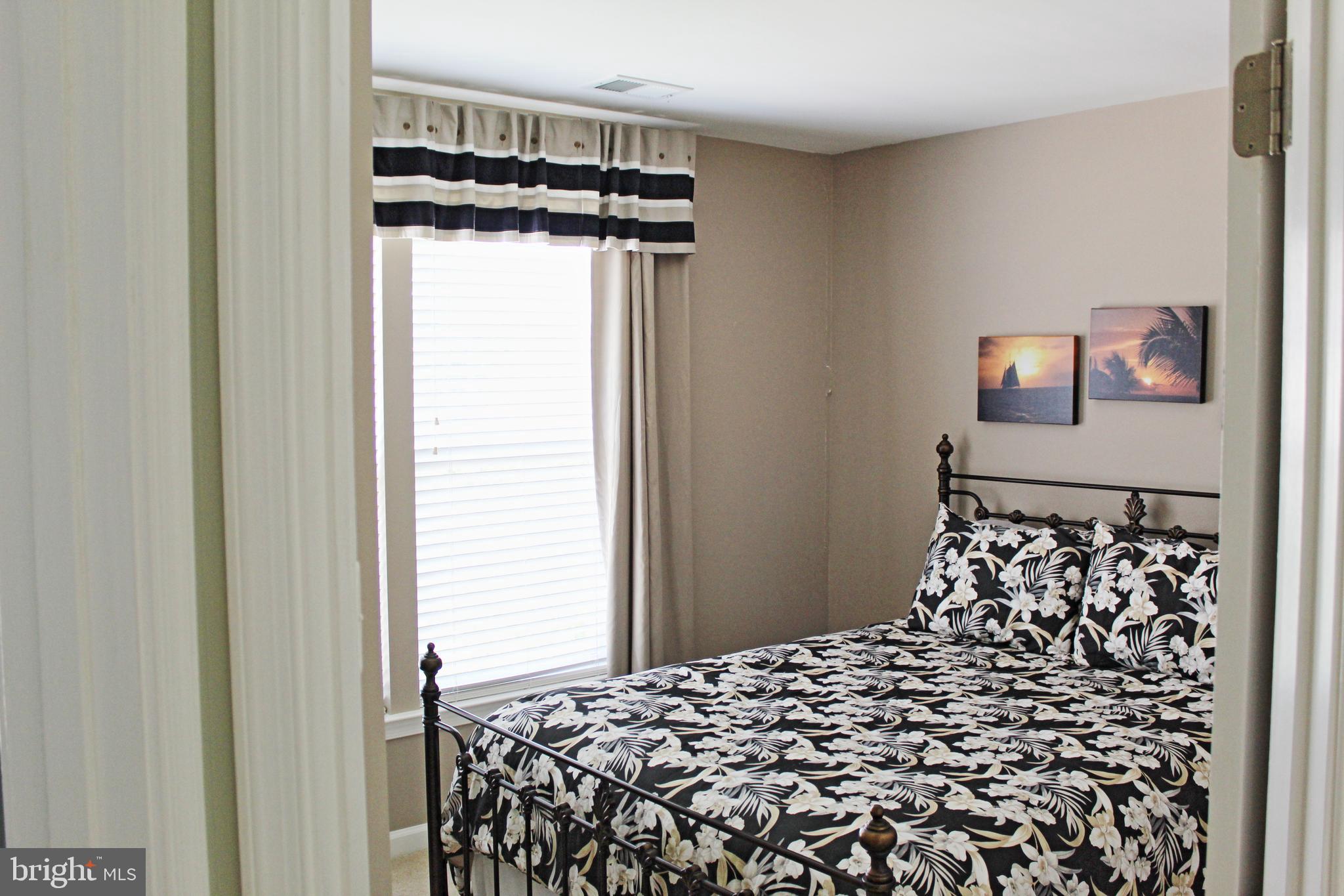 MONROE POINT - Residential