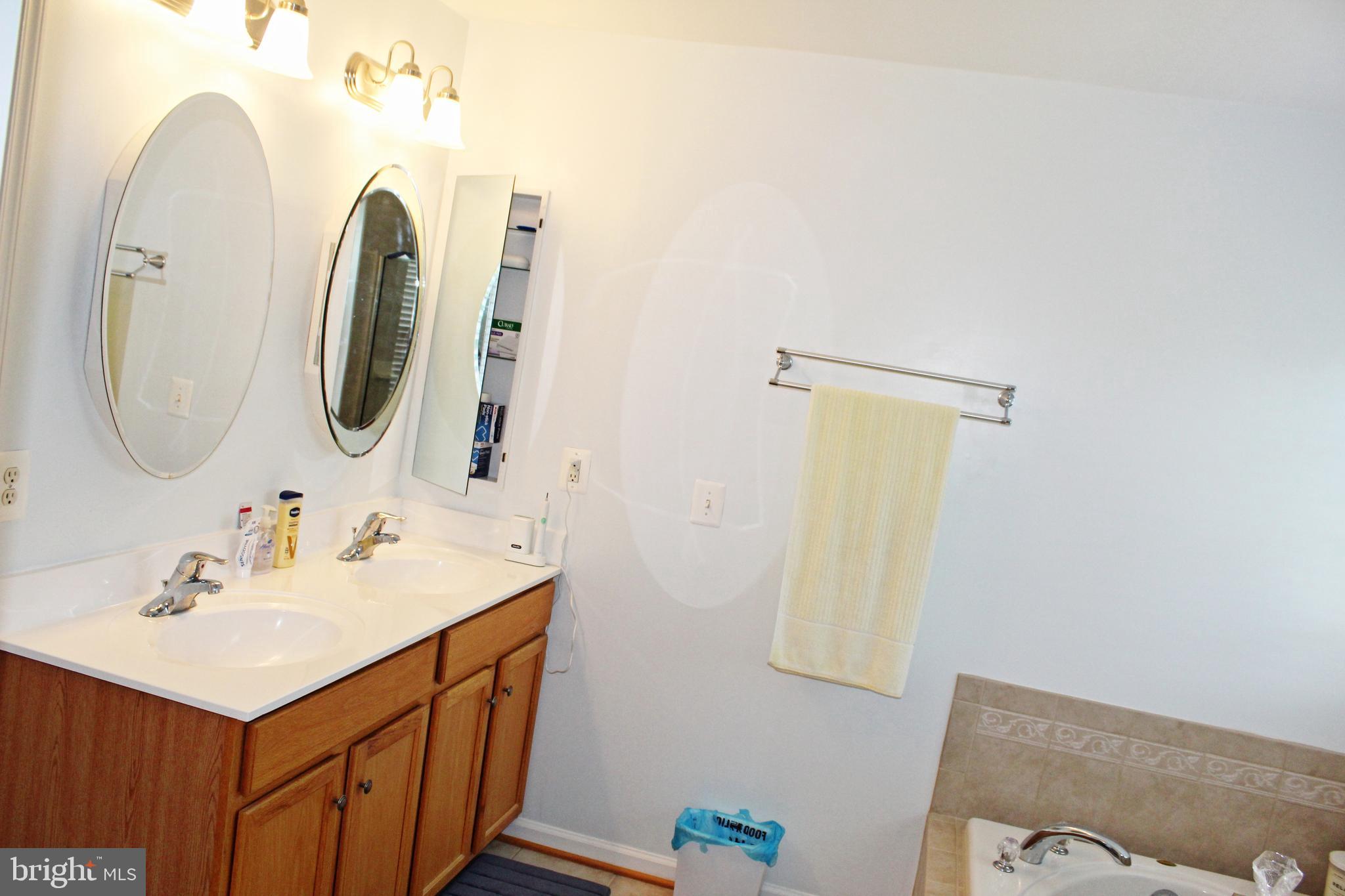 MONROE POINT - Residential