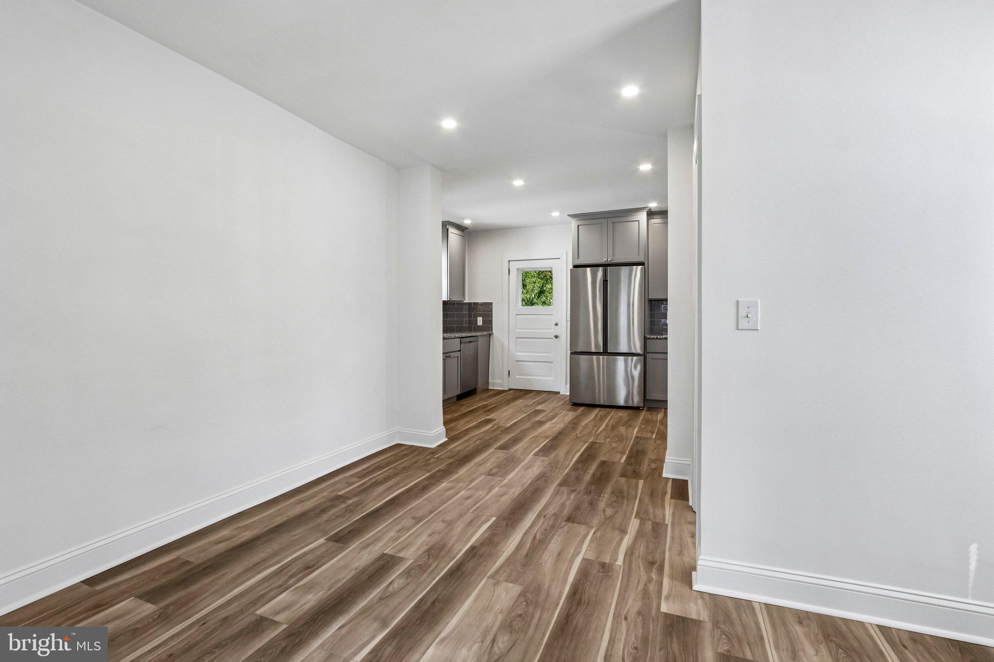 WILLOW GROVE - Residential