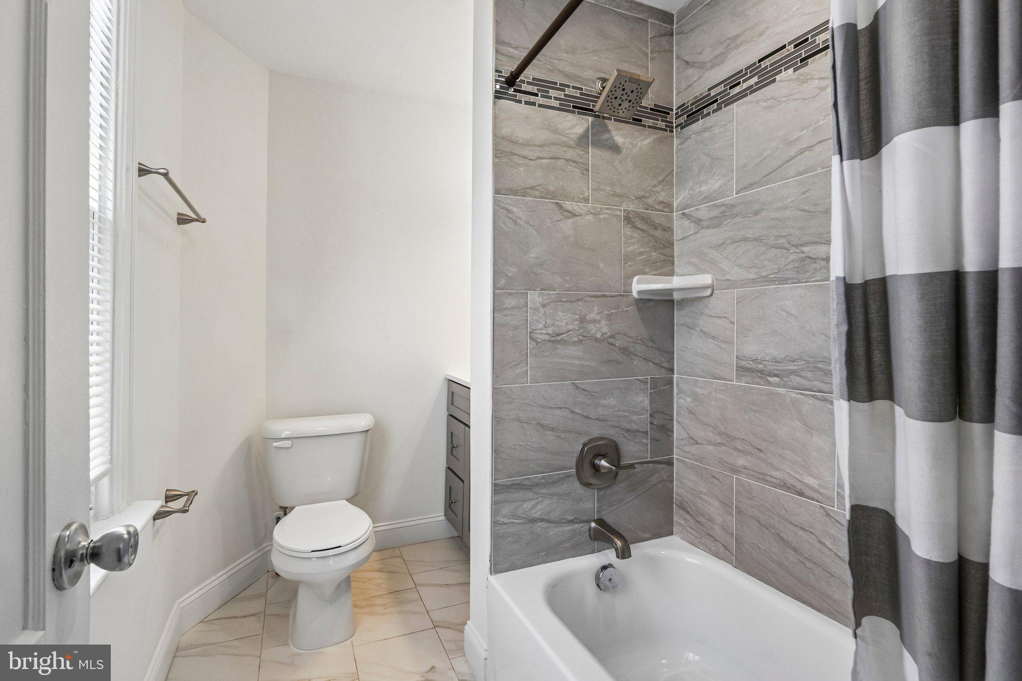 WILLOW GROVE - Residential