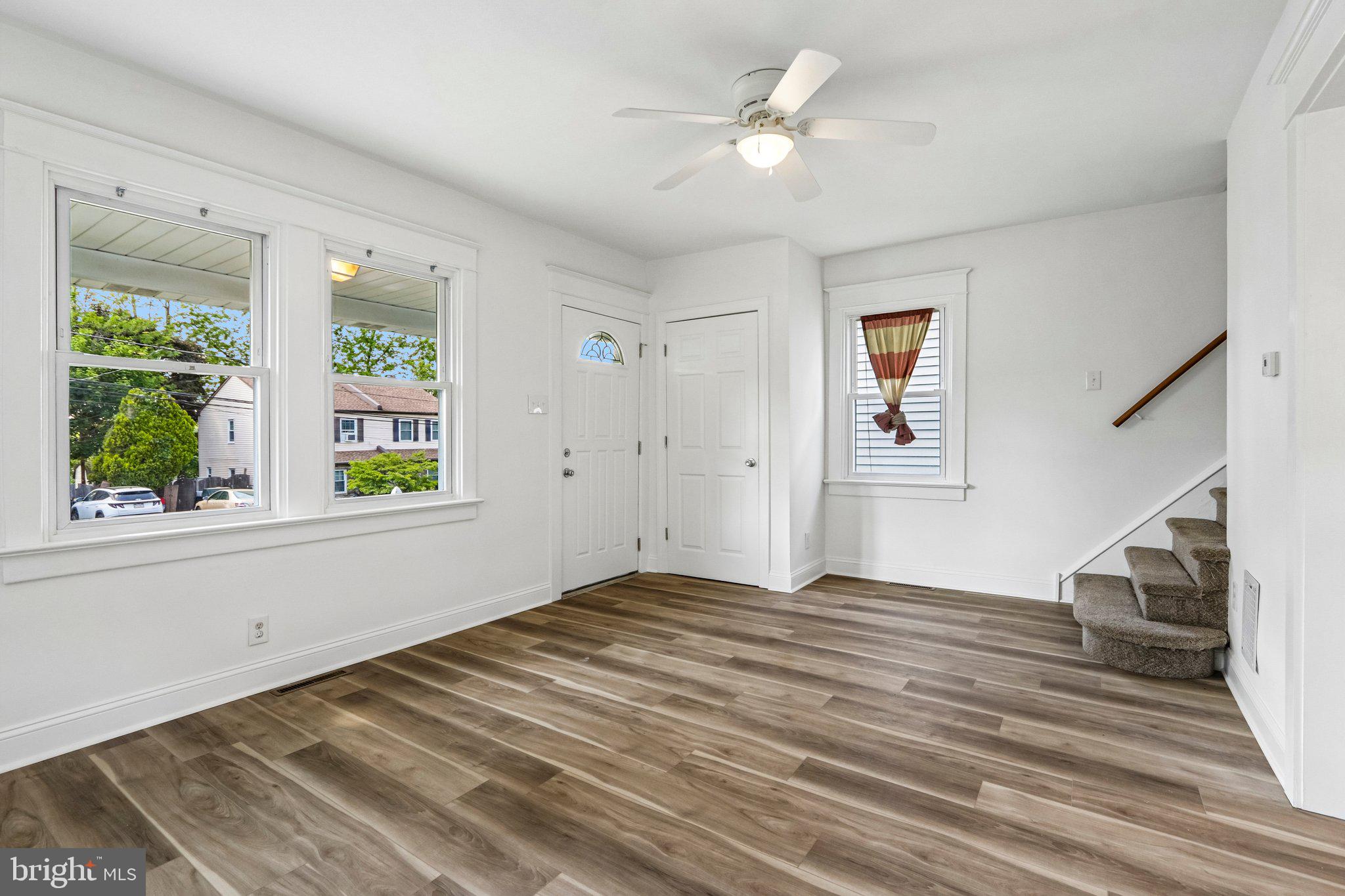WILLOW GROVE - Residential