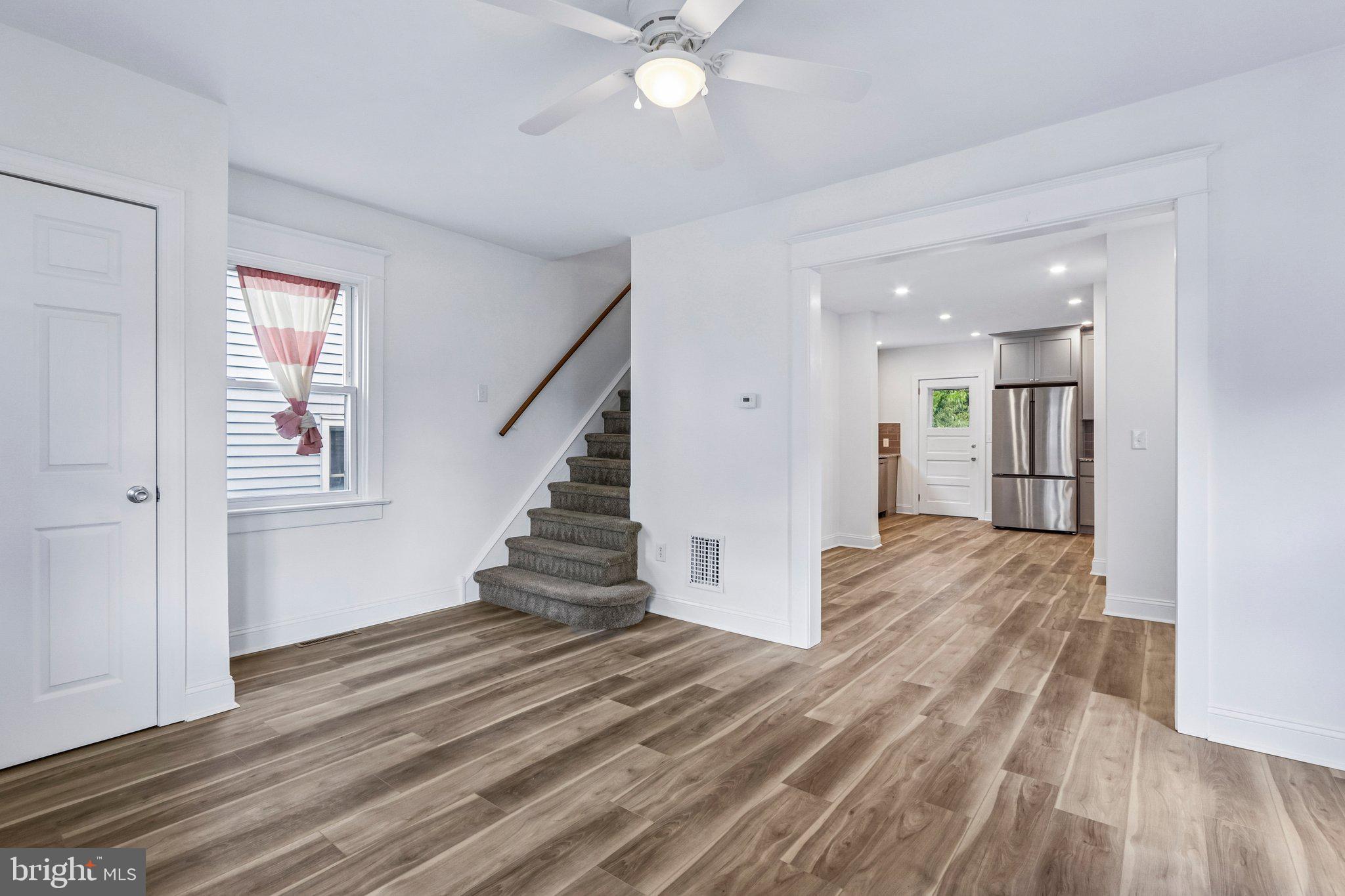 WILLOW GROVE - Residential
