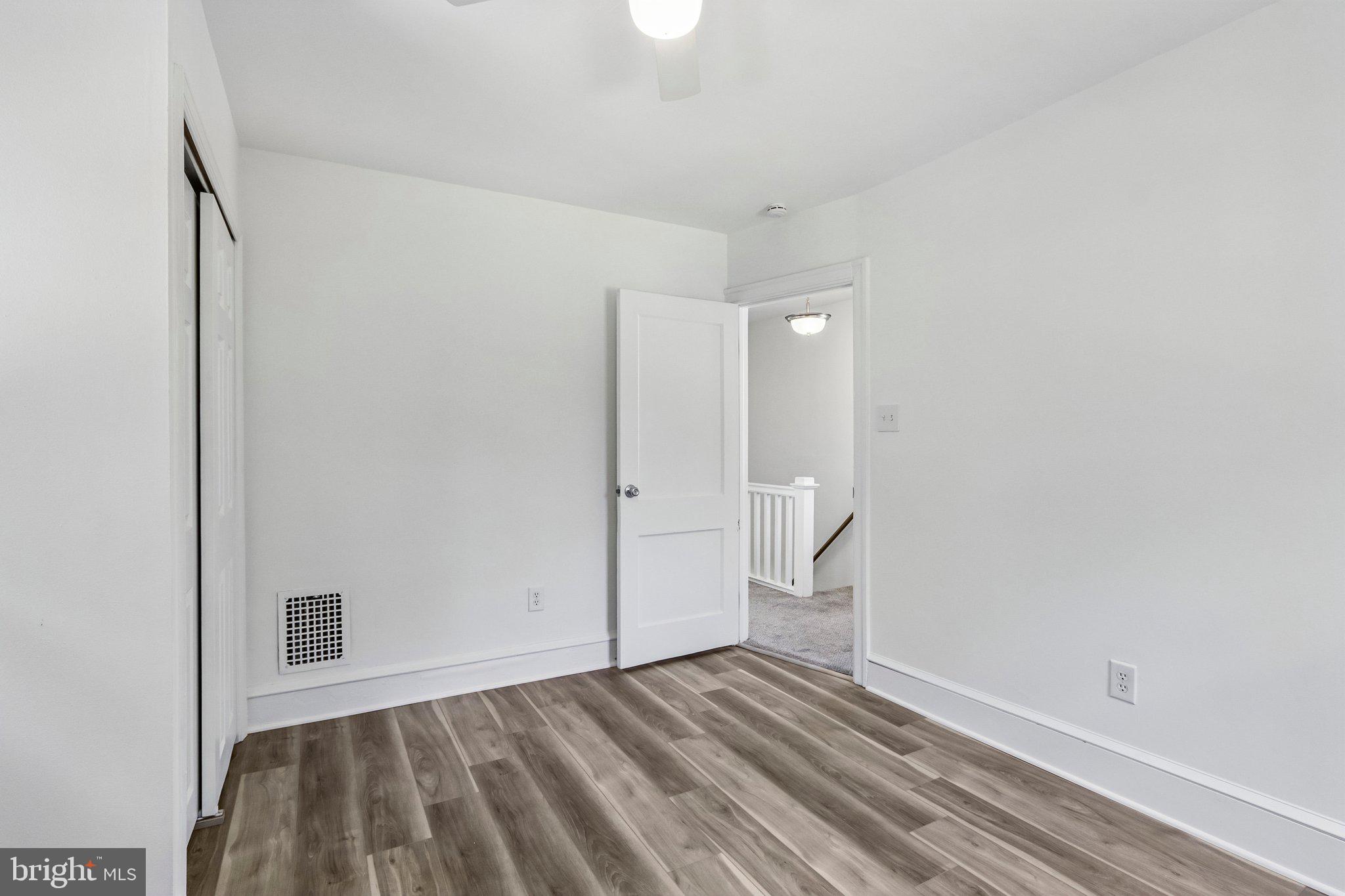 WILLOW GROVE - Residential