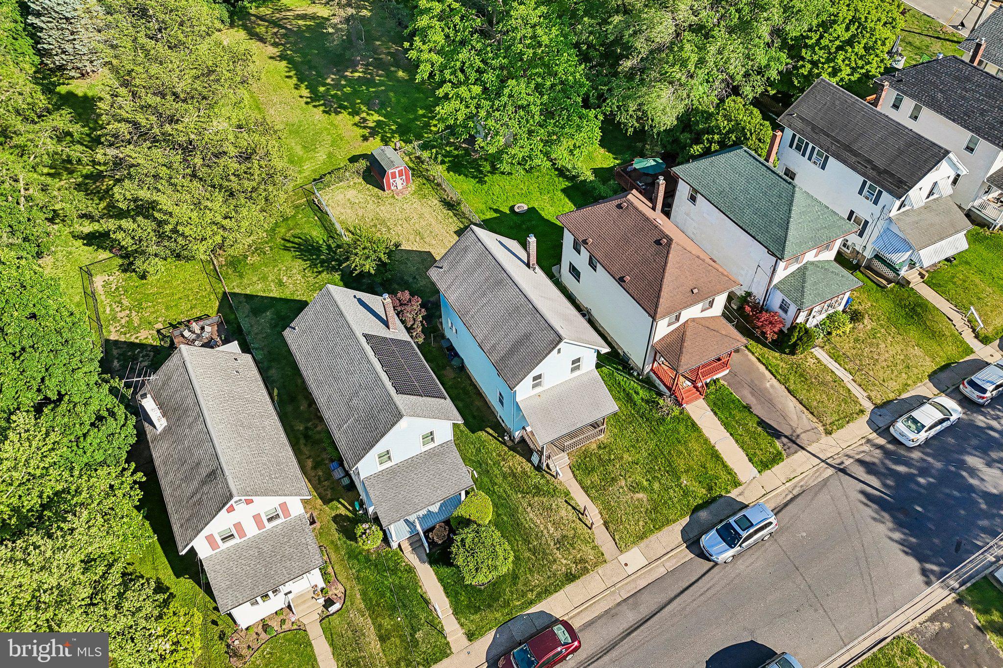 WILLOW GROVE - Residential