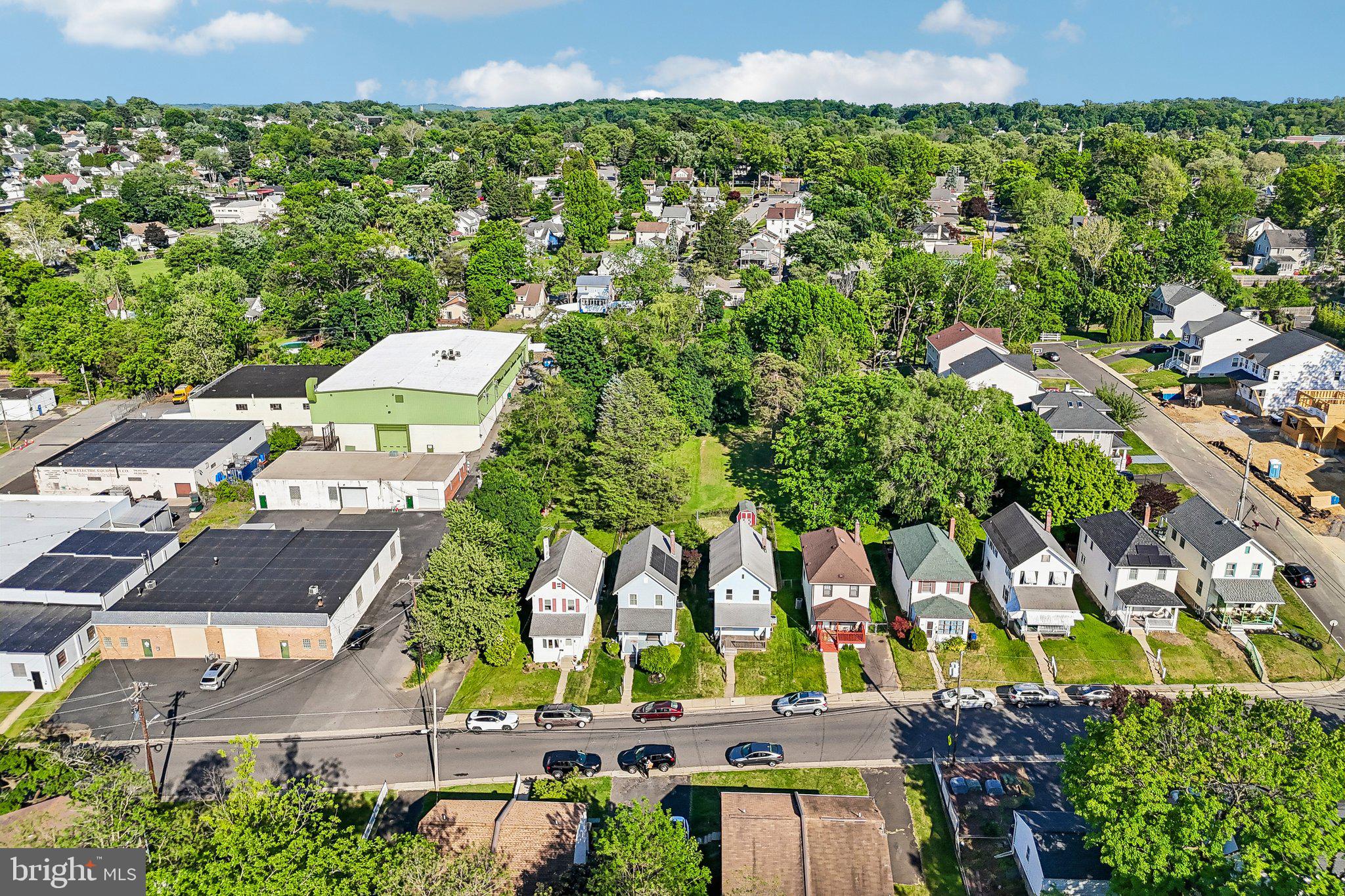 WILLOW GROVE - Residential