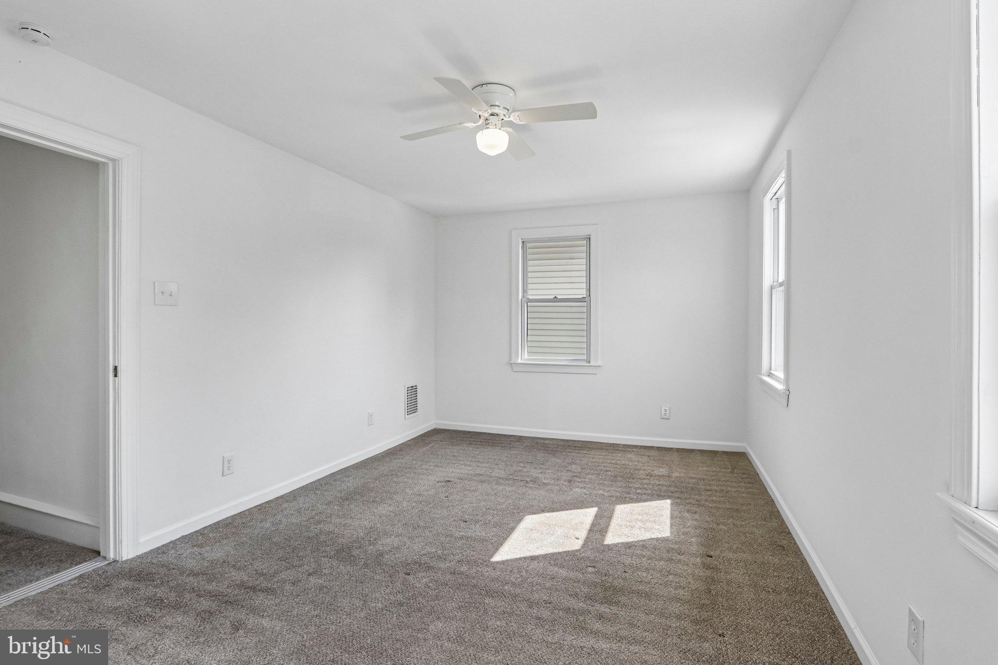 WILLOW GROVE - Residential