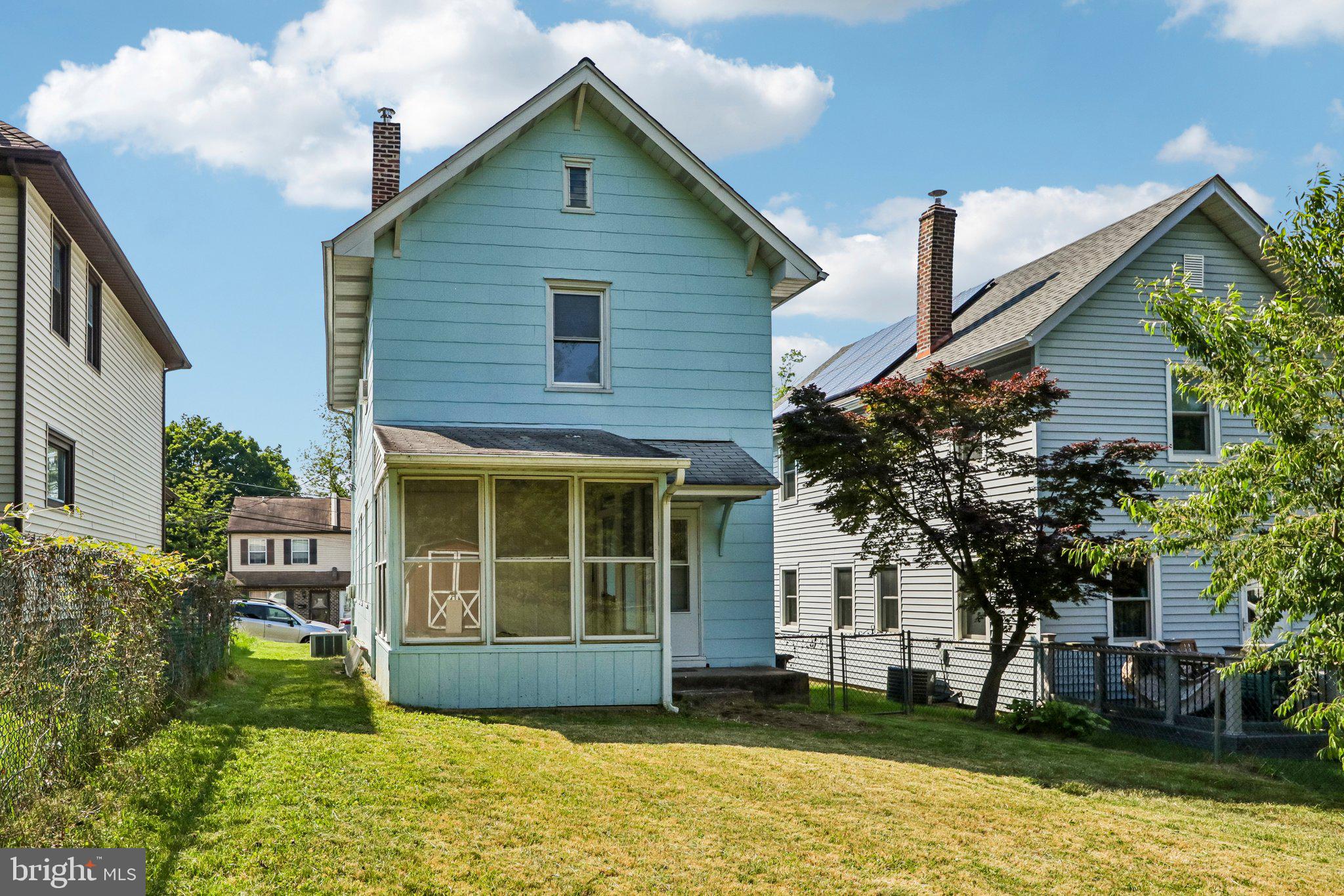 WILLOW GROVE - Residential