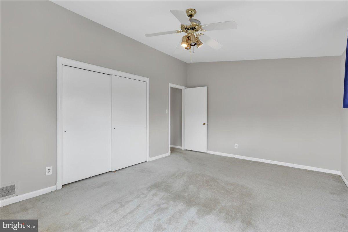 ADDISON HEIGHTS - Residential Lease