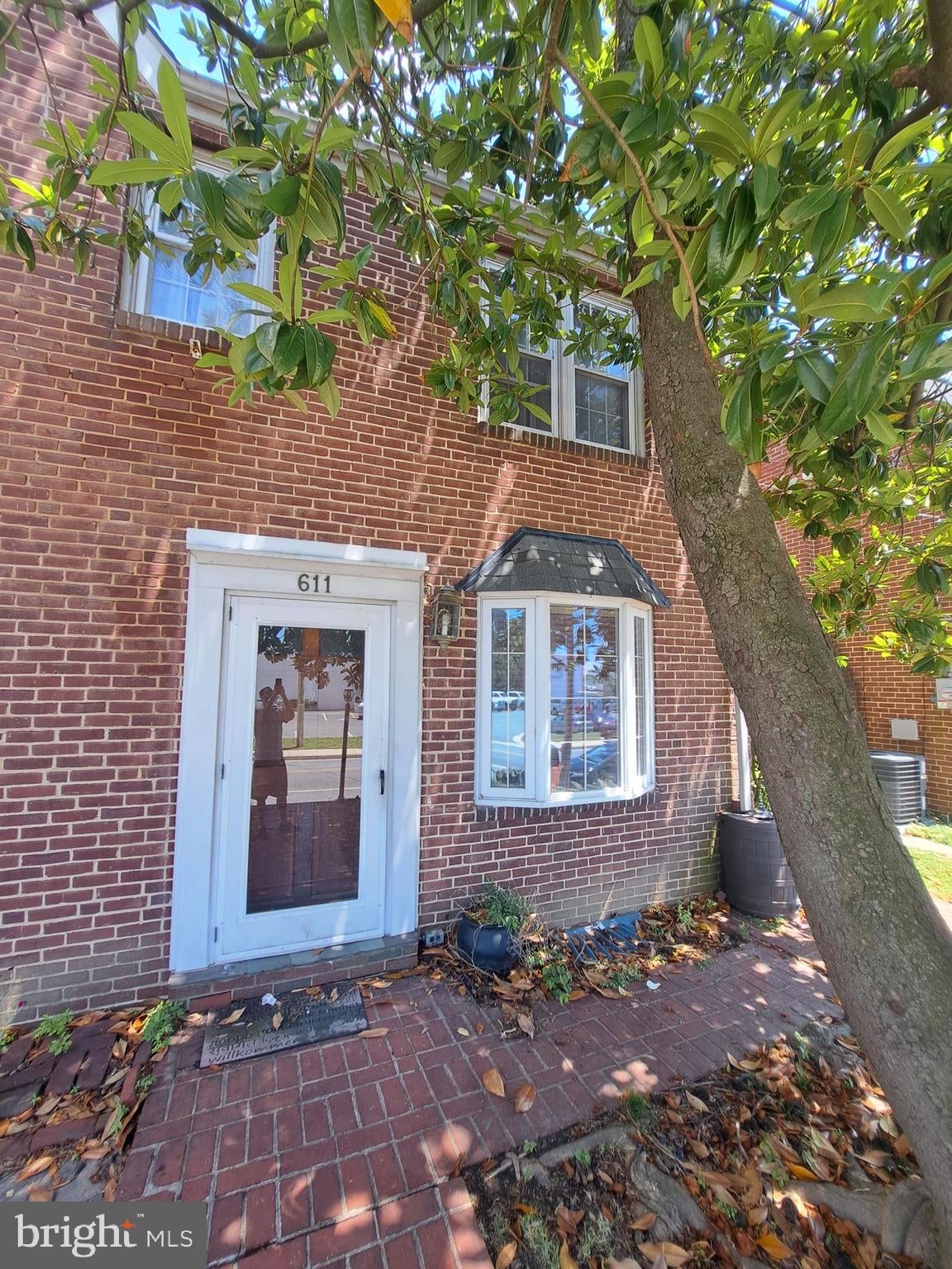 611 SOUTH STREET
