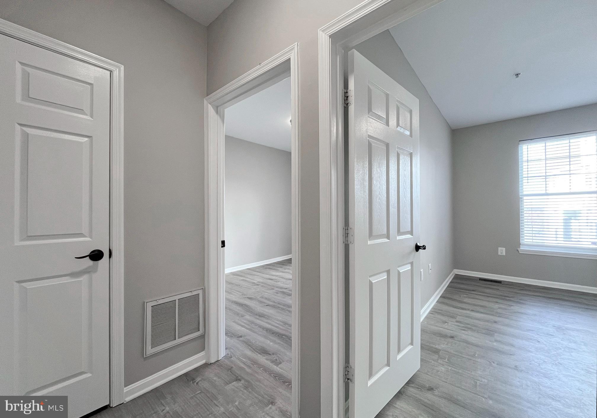 FAIRFAX RIDGE CONDOS - Residential