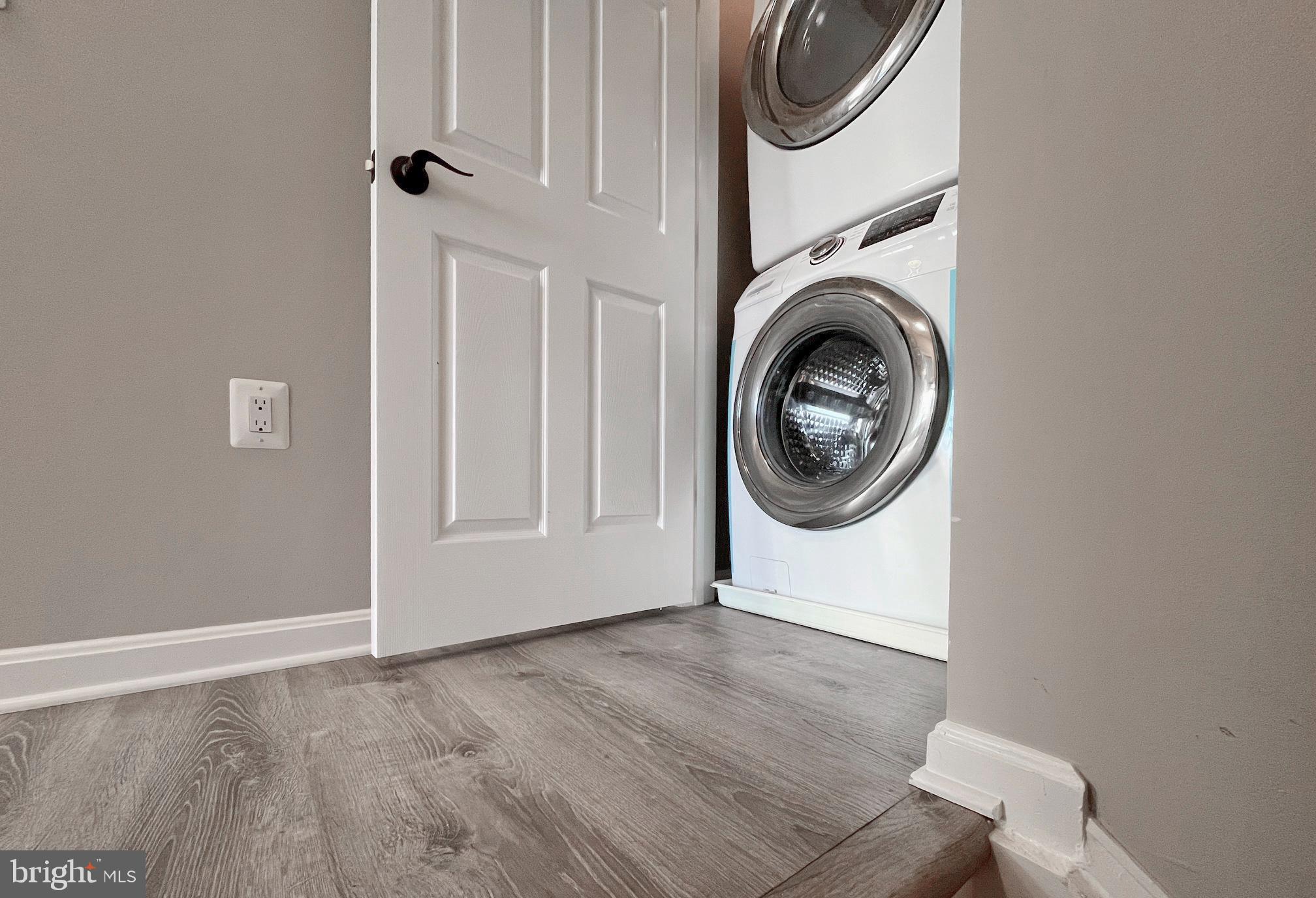 FAIRFAX RIDGE CONDOS - Residential