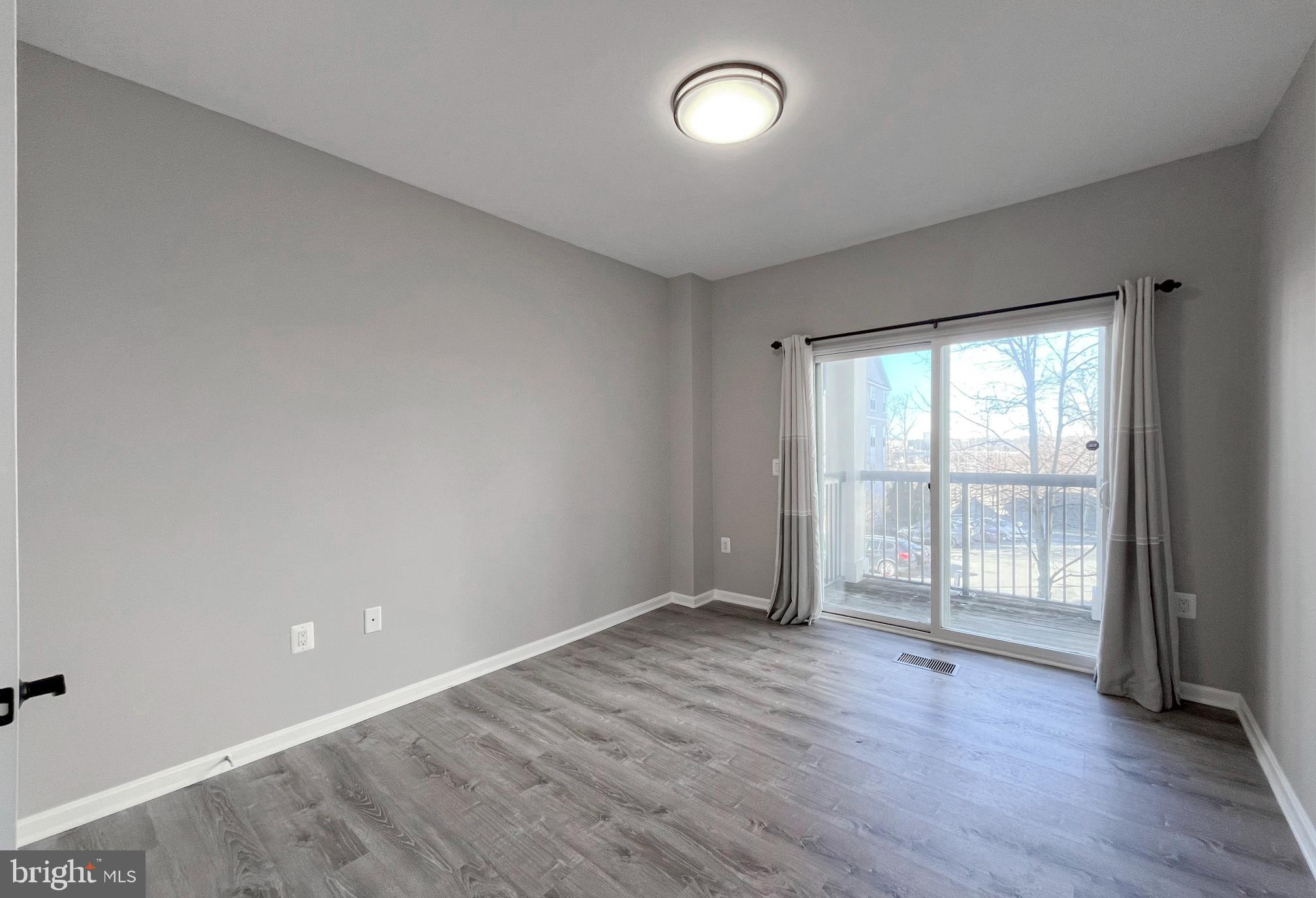 FAIRFAX RIDGE CONDOS - Residential