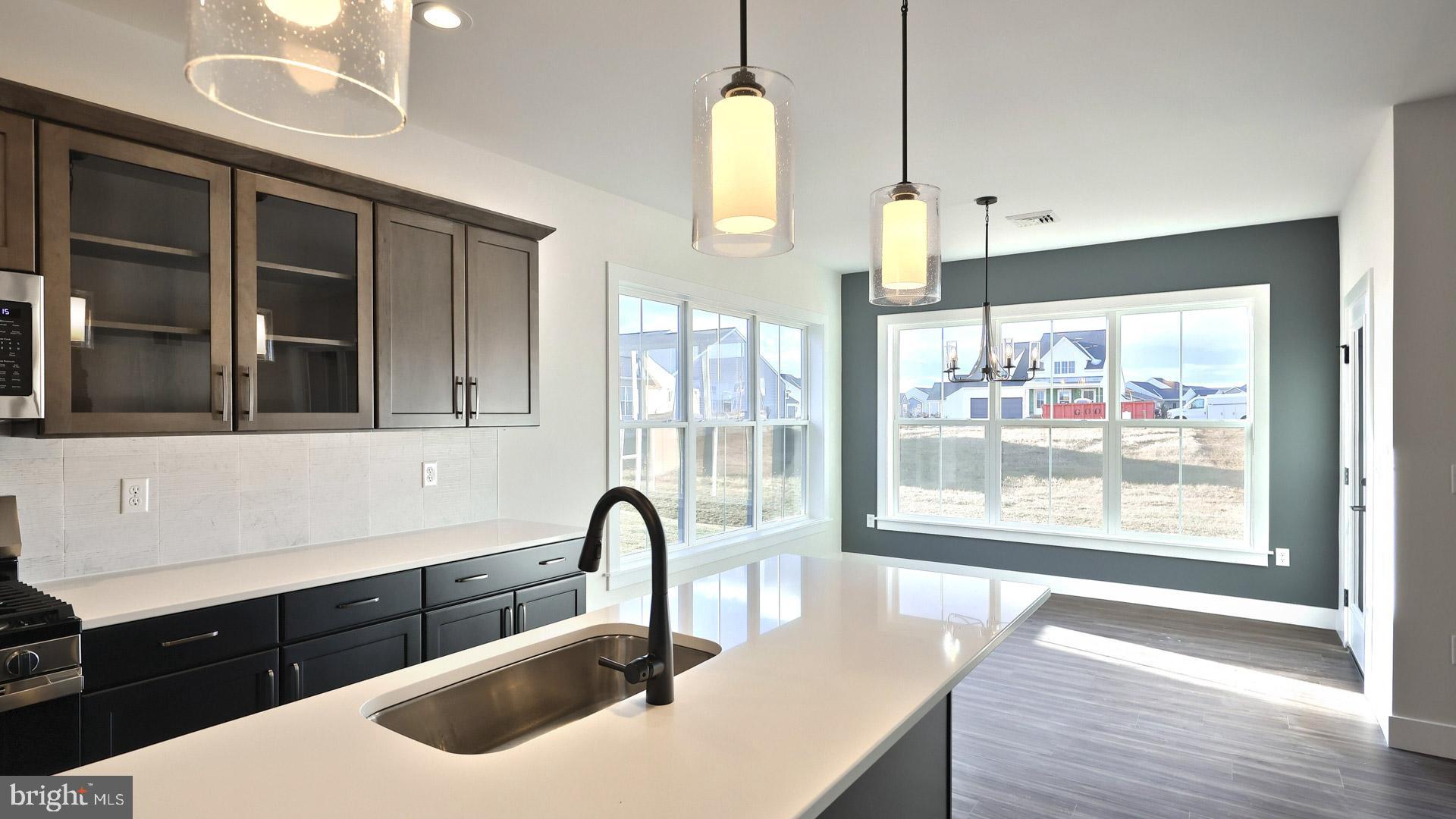 WINDING CREEK - Residential