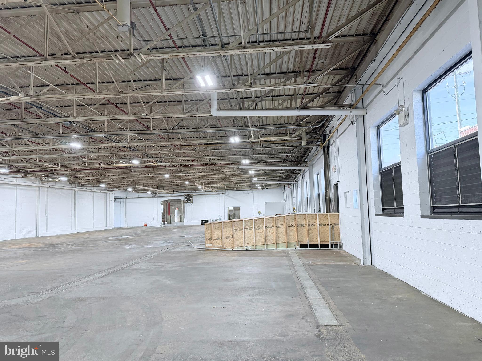 1140 GARFIELD AVENUE TENANT A