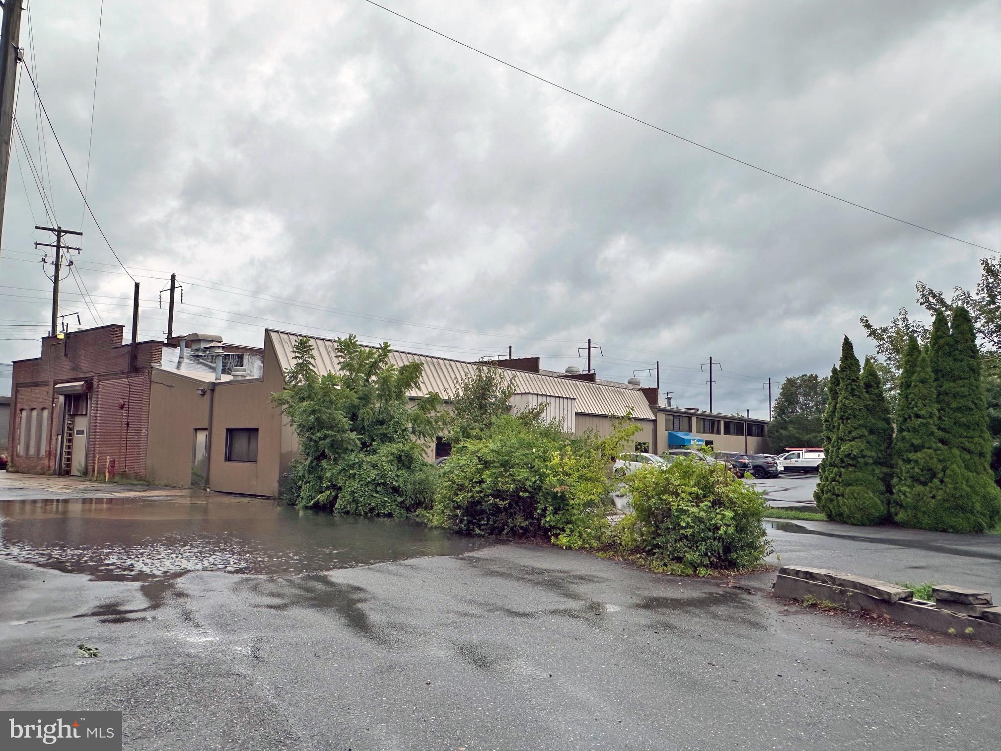 LANCASTER CITY ANNEX - Commercial Lease