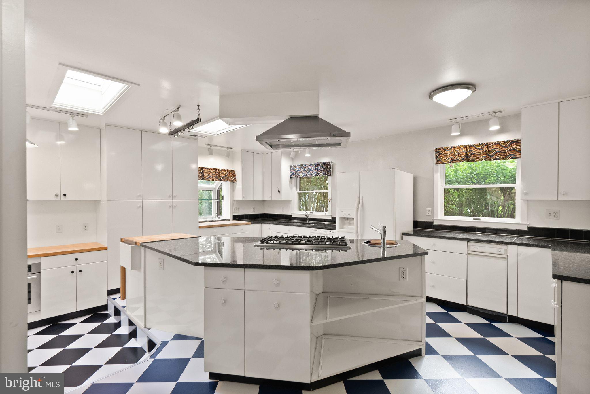 NORTHWEST - Residential