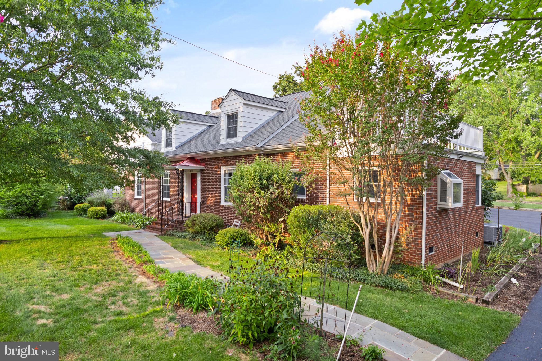 NORTHWEST - Residential