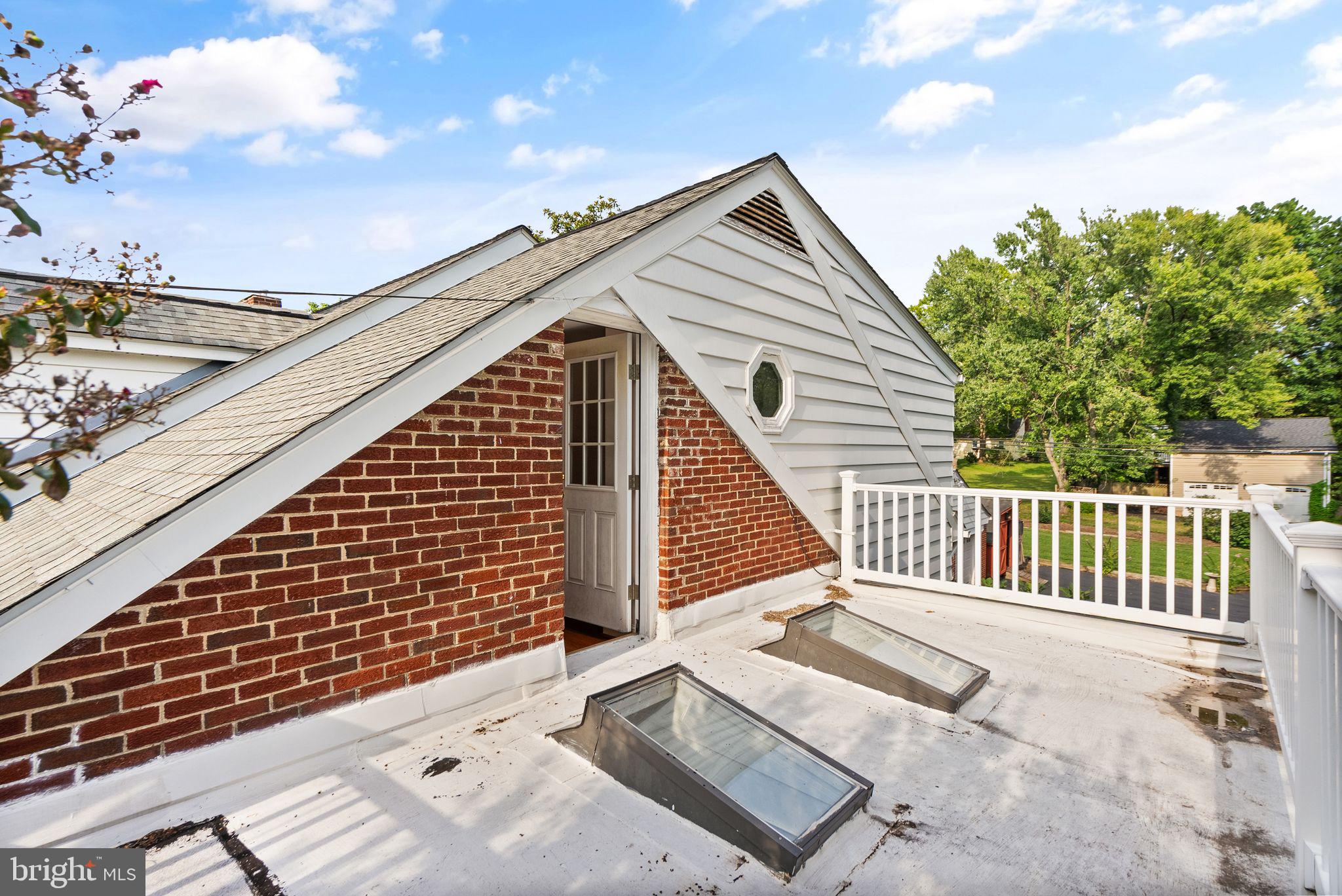 NORTHWEST - Residential