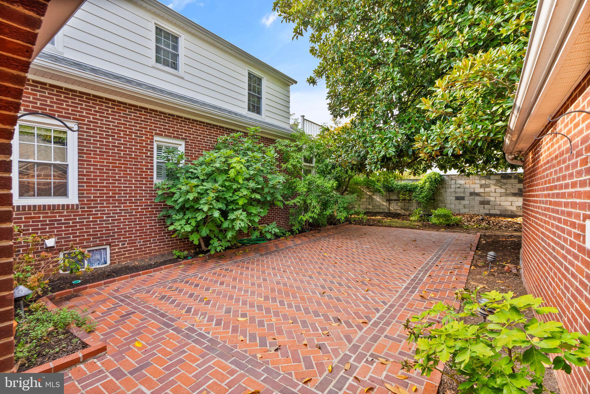 NORTHWEST - Residential