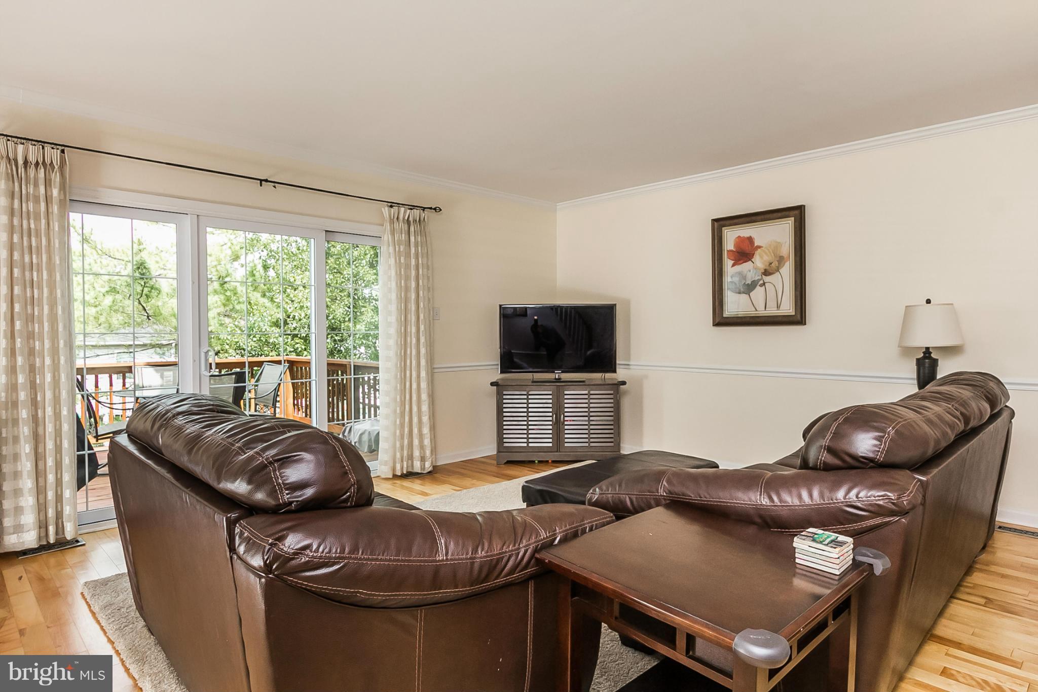 CROMWELL STATION - Residential