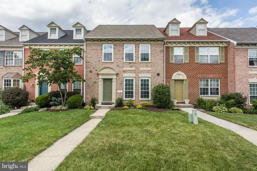 Beautiful home in sought after Cromwell Station. This home has 3 bedrooms, 3 full baths and 1 half bath. Hardwood floors on the main level and all new carpet throughout the upstairs and the finished basement. Living room walks out to rear deck over looking fenced-in rear yard. New HVAC in 2011. Tucked away in this community but convenient to everything.