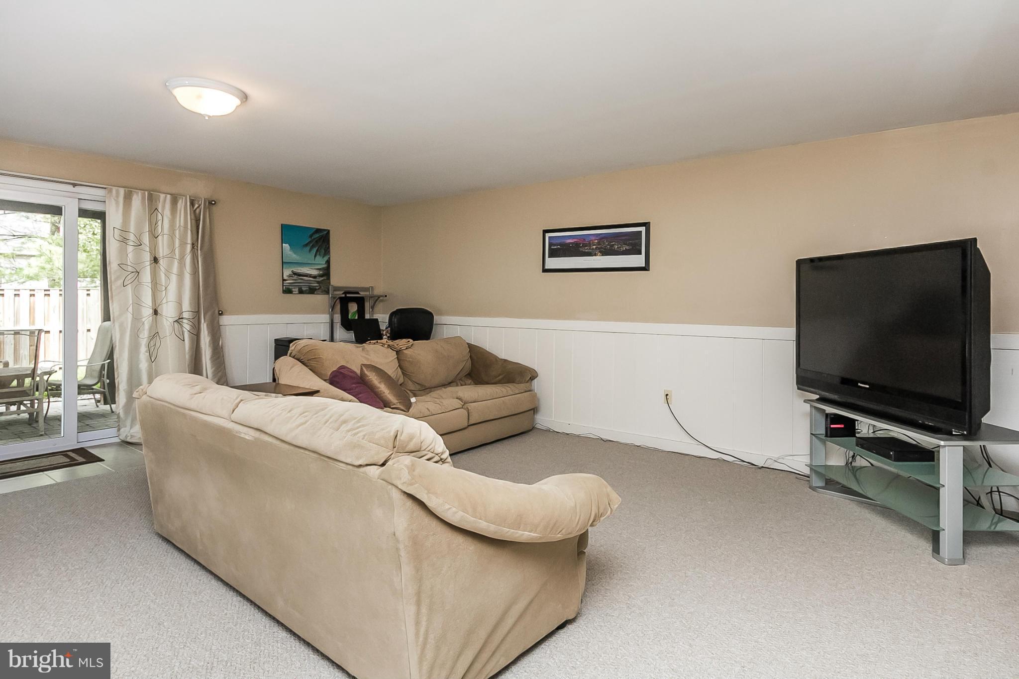 CROMWELL STATION - Residential