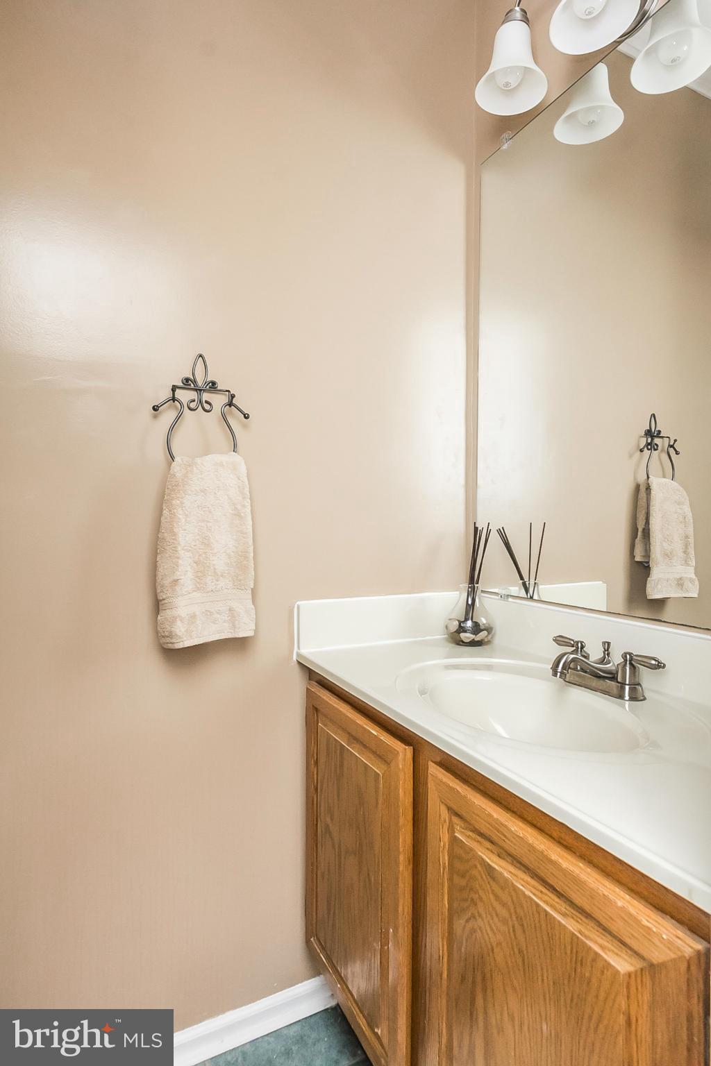 CROMWELL STATION - Residential