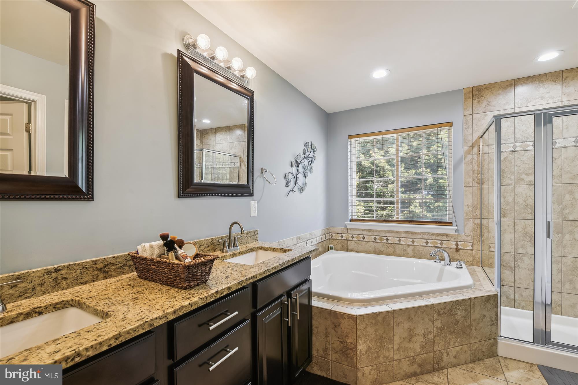 SUMMER HAVEN - Residential