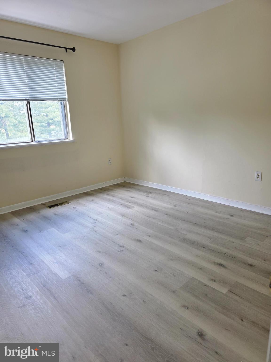 NEWPORT ESTATES - Residential