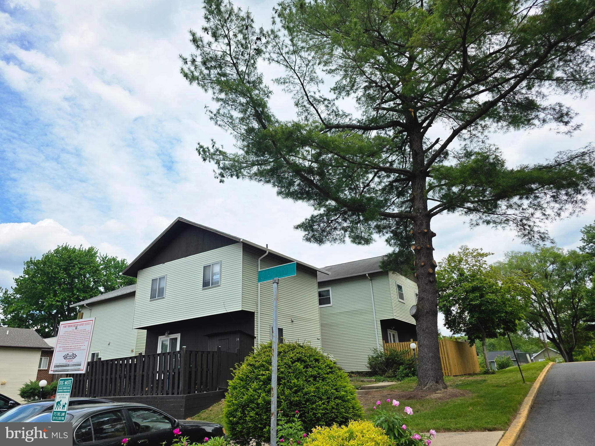 NEWPORT ESTATES - Residential
