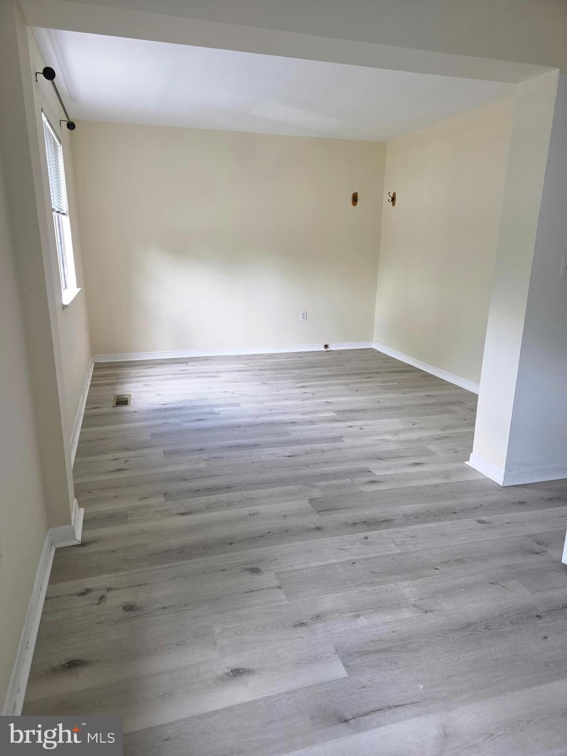 NEWPORT ESTATES - Residential