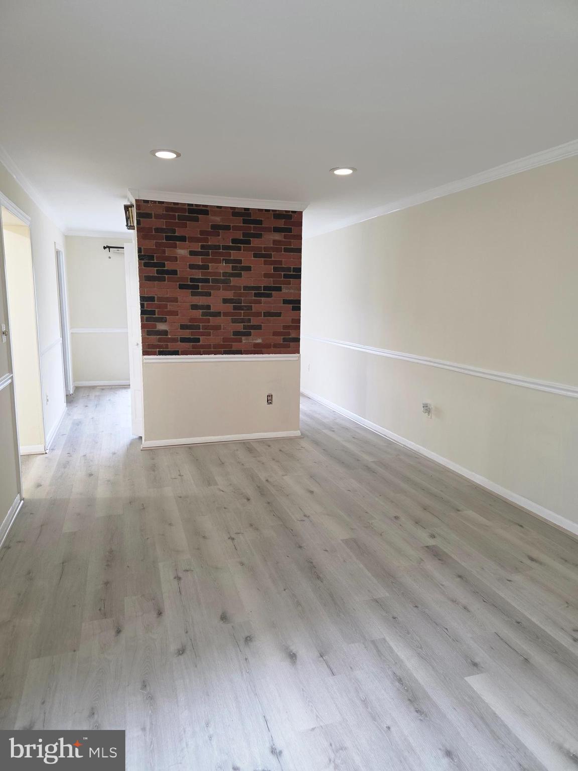 NEWPORT ESTATES - Residential
